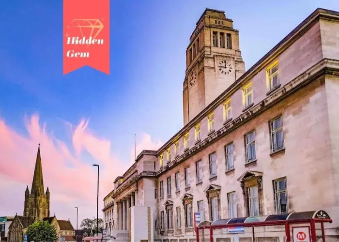 Central 1Br, Sleeps 3 - Wifi, Free Parking & Workspace